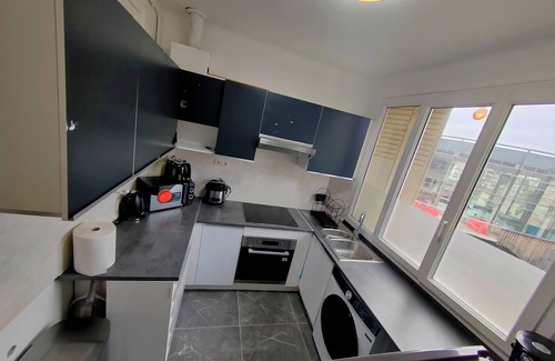Creil Apartamento | Appart in town center - 5 min of station - 1 to 6 pers - near paris