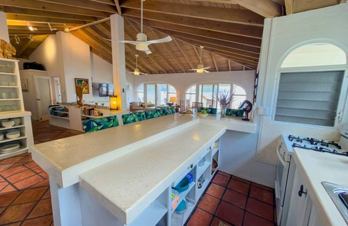 Daseys Casa | Beach Stone House