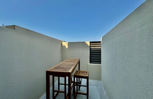 Bur Dubai Apartamento | Chic Studio apartment in fabulous Dubai with WiFi, AC