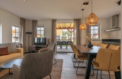 Ossenisse Casa | Corner house with polder views on Resort Knuitershoek | Knuitershoek 64