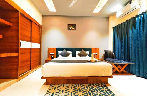 Dabok Hotel | Hotel The Crystal