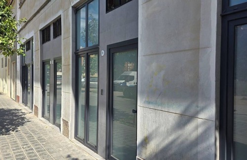 Malilla Apartamento | Legacy Modern Suits