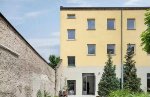 Weissensee Apartamento | Modern 170 m² Loft with Sunny Terrace & Free Parking Near Alexanderplatz