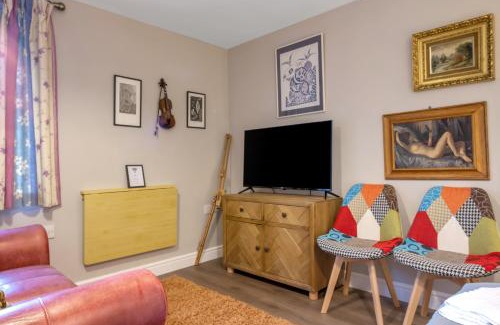 Foxton Casa | The Artist studio