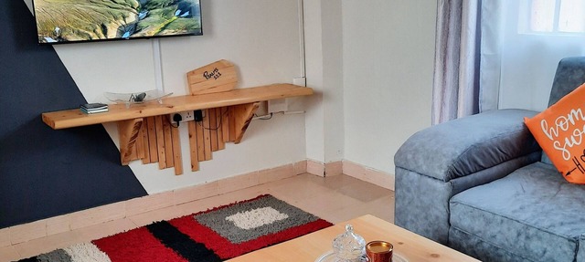 1 bedroom glamorous, cozy stay in Sagana Town,fast Wi-Fi & Secure parking.