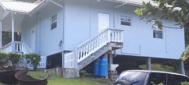 15 Minutes from the city! 3 Bedroom House