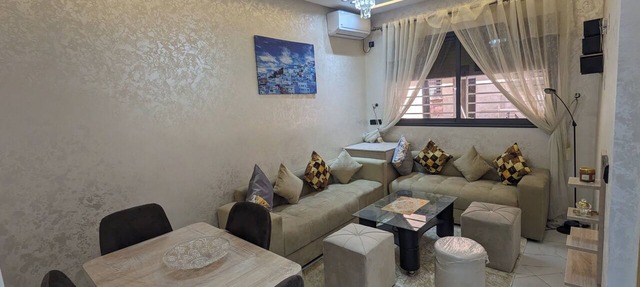 2-bedroom apartment in tranquil Meknès with cool AC comfort