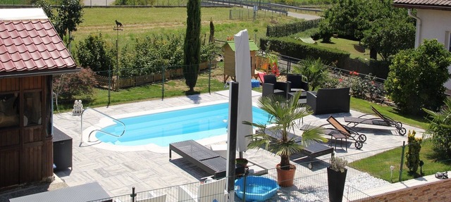 apartamento 3pc con entrada independiente, piscina, jacuzzi y jardín