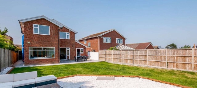 4 Bed in Whitstable (oc-83649)