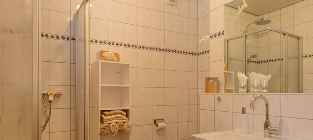 Apartamento de 4 estrellas (70 metros cuadrados) con sala de estar al aire libre