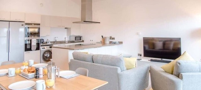8 Deben Wharf, Woodbridge (Air Manage Suffolk)