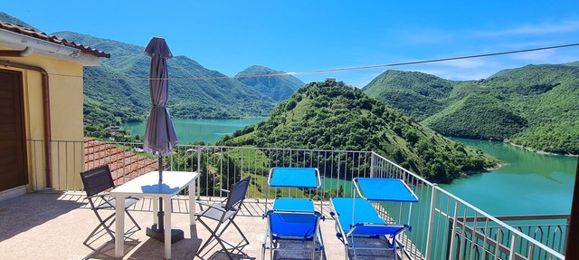 Amazing Lake View