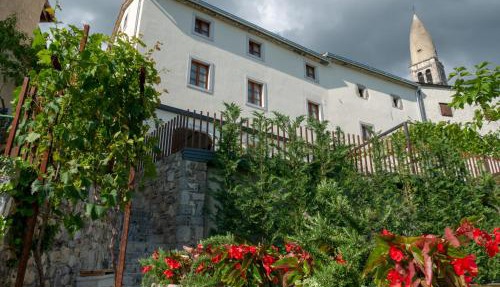 Apartmaji in sobe Odlična hiša Štanjel