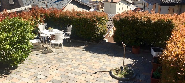 Apartment 'A Casa Di Zia Renny' with Mountain View, Shared Garden and Wi-Fi