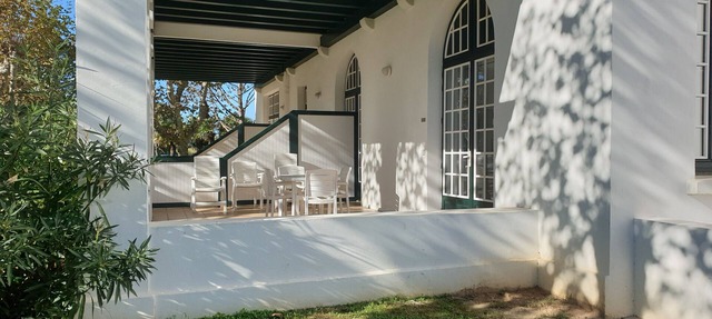Apartamento 'Bordaberry' con piscina compartida, terraza privada y Wi-Fi