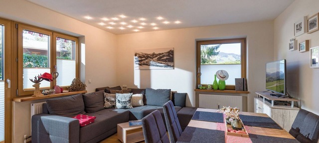Apartment with 2 sleeping rooms and garden