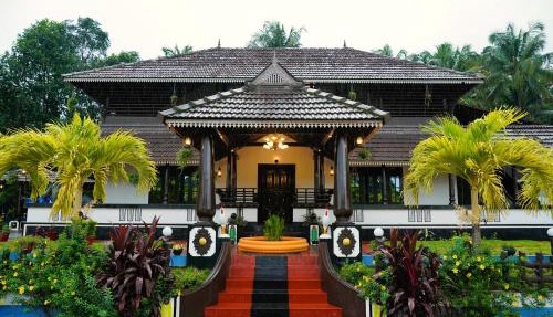Arayathu Heritage Villa Resort