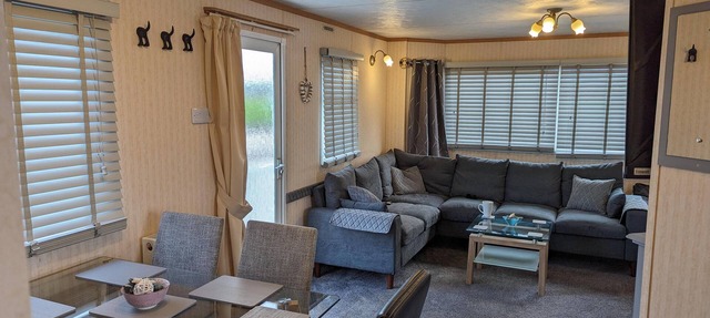 Beach House - Dog Friendly, Anderby Creek