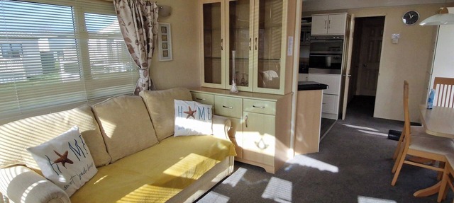 Beachcomber Cabin, Dog Friendly - Anderby Creek