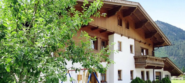 Bonito apartamento para 4 personas con WIFI, TV, terraza y aparcamiento