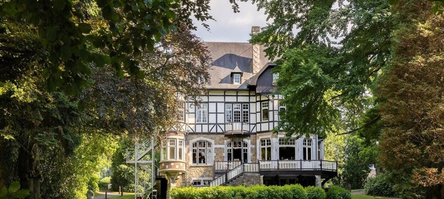 Hermoso castillo en Spa con jardín