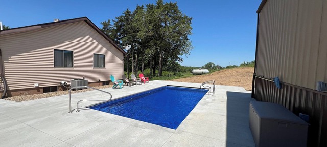 Beautiful house on Lake Rathbun with in-ground pool & 50-amp camper hookup