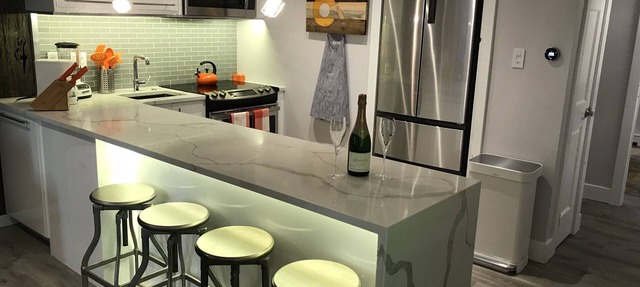 HERMOSO remodelado de alta gama Vail Condo. ¡Pasos a Gore Creek!