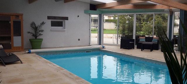 BURGUNDY RENOVATED FARMHOUSE CON PISCINA PRIVADA PRIVADA CALEFACTABLE 30 ° Y SAUNA
