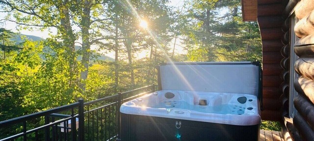 Chalet Bois Rond 10: Hot Tub, Terrace & Views