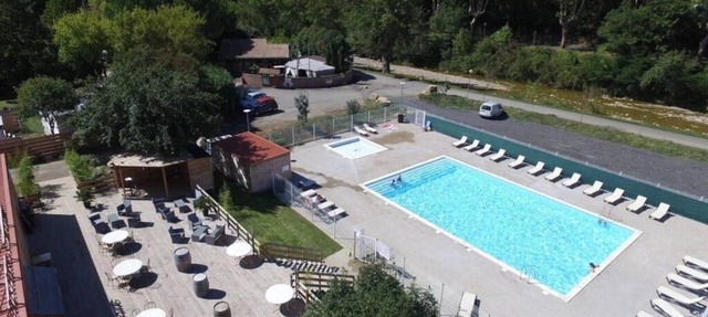 Camping 3 étoiles - Piscine - ccbgccg