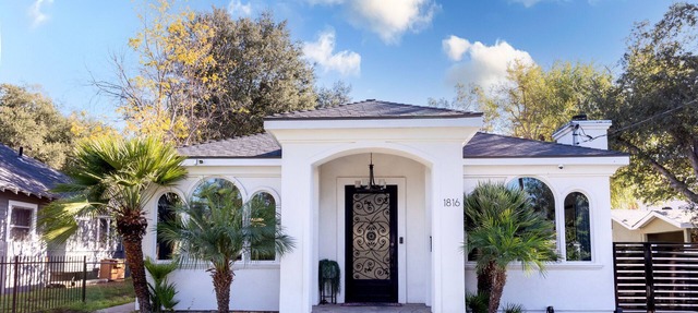 Casa Blanca- 4BR Spanish villa near the Rose Bowl- Chefs kitchen Sleeps 8