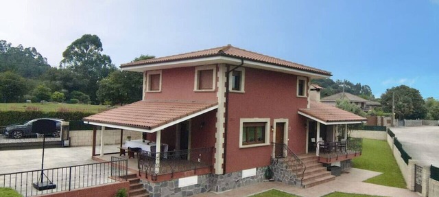 Casa con jardin - El Magnolio 7802