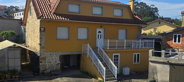 Casa Puntal with Mountain Views, Shared Pool, and Wi-Fi