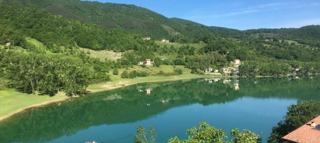 Casa sul lago Nonna Gio'