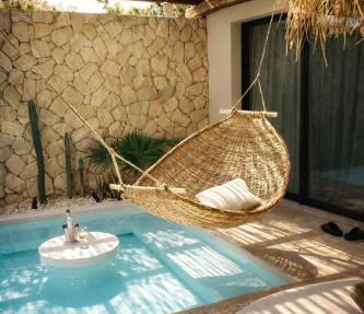 Casa Suna Panglao with Starlink and solar