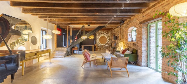 Casona Única en el Valle de Gredos - Piscina Privada y Patio Compartido en Candeleda