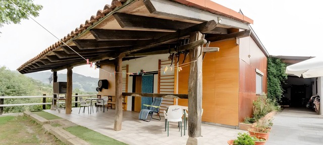 Chalet 'Alarpe Aterpetxea' con vistas a la montaña, terraza compartida y jardín compartido