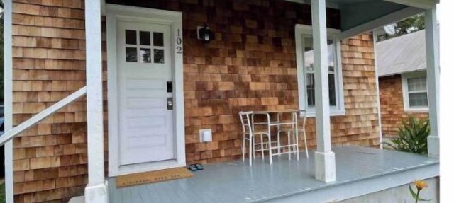 Cheerful 2-bedroom Edenton bungalow getaway