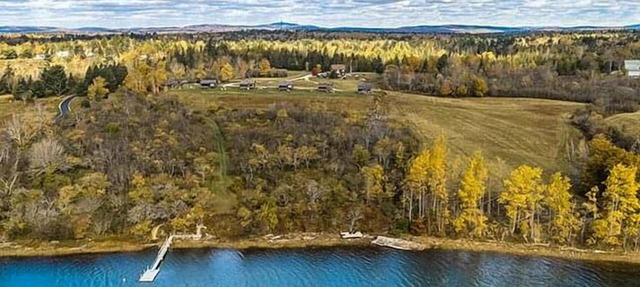 Coastal Maine Escape in Castine – Kayaks, Sunsets & Classic Family Fun