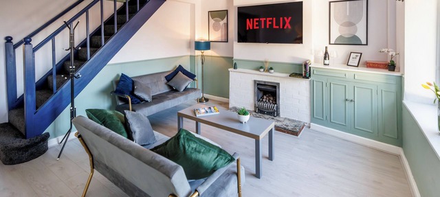 Columbia - Sleeps 5, WiFi, Parking, Netflix, Near Peak District