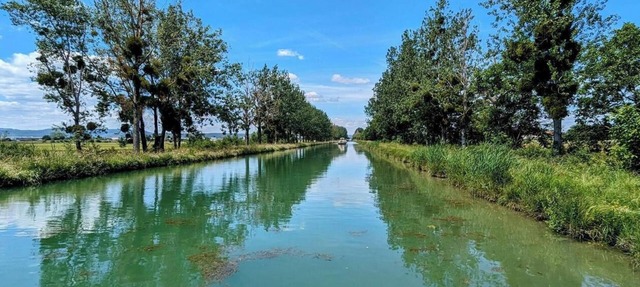 Cottage Flottant Insolite Terrasse Nature Pêche Près Dijon
