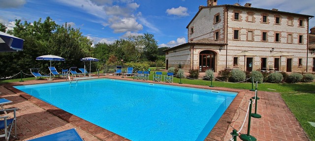 Casa de Campo Ideal en Urbania con Piscina