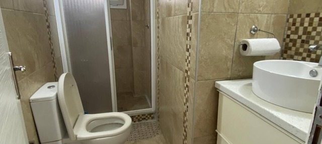 Cozy 2-bedroom condo with WiFi, AC in beautiful İzmir