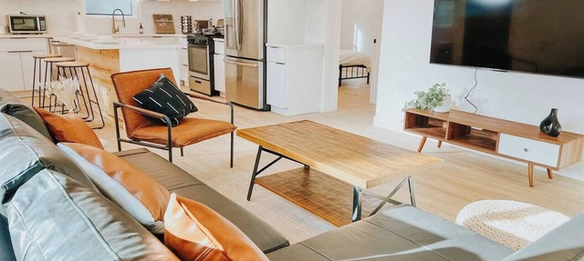 Cozy 3/2 Rose Bowl, Pasadena with AC and Parking