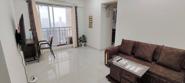 Cozy Fully Furnished 1-bedroom apartment with Kitchen, WiFi in lovely Thane