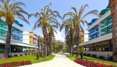 Crystal Paraiso Aqua Collection - Ultimate All Inclusive
