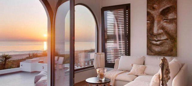 Casa vacacional frente al mar en Denia Beach Lodge con sauna