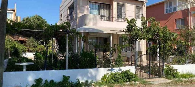 Deniz Manzaralı, 4 Odalı Şirin Villa