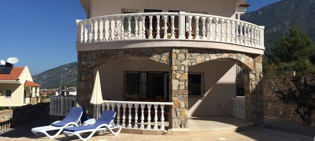 Villa independiente - Piscina privada - Impresionantes vistas a la montaña