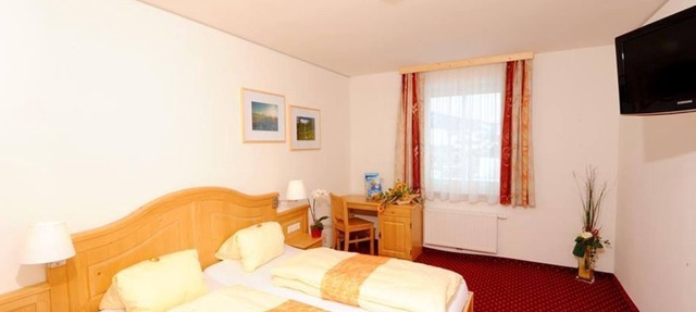 Double room with shower, WC, comfort - Kirchenwirt Aigen